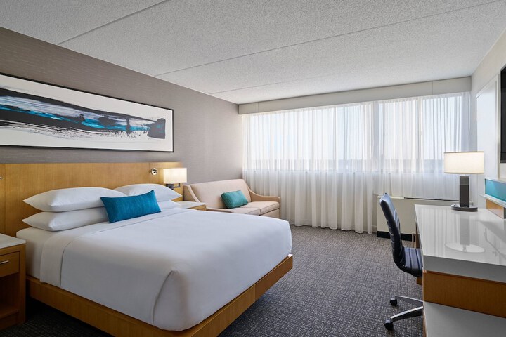 Room 16 of 53