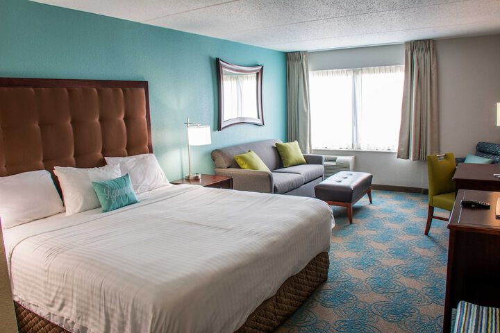 Room 15 of 38