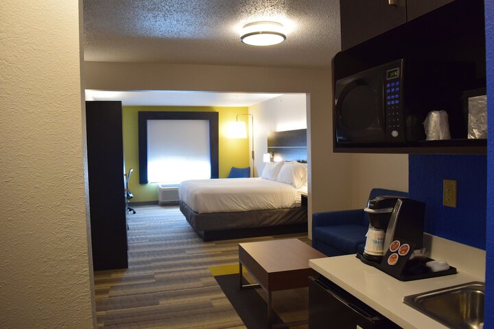 Room 36 of 54