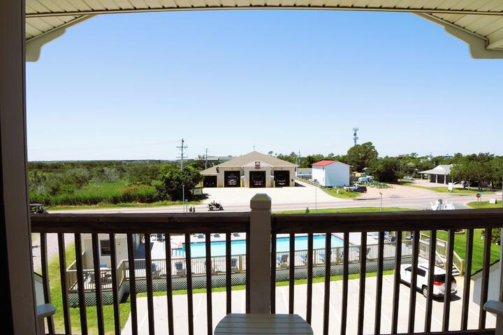 Pony Island Inn