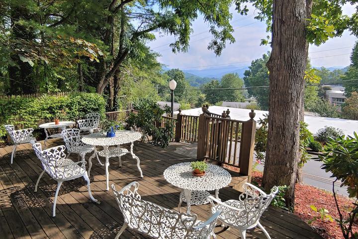 McKinley Edwards Inn