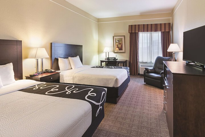 La Quinta Inn & Suites by Wyndham Waxahachie