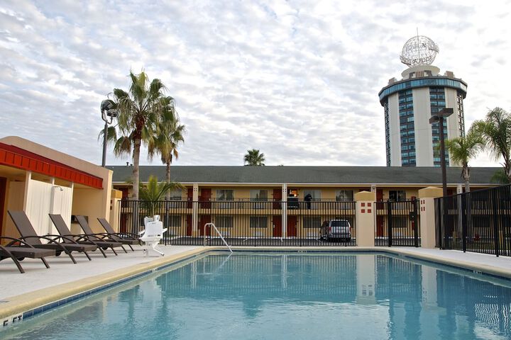 Pool 7 of 27
