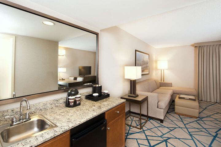 Room 34 of 67