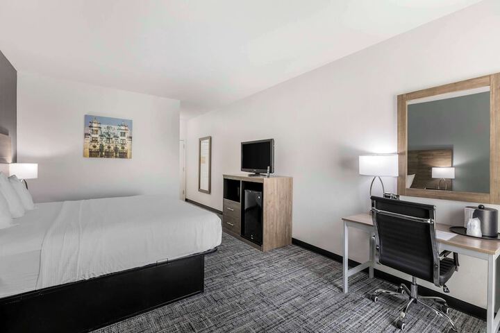Room 14 of 41