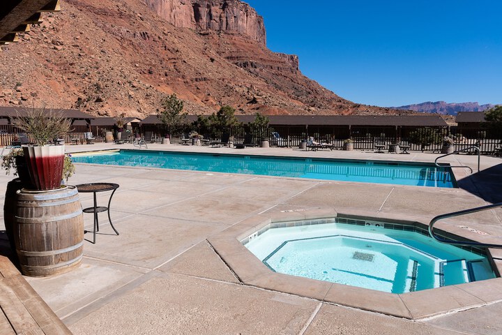 Pool 18 of 111