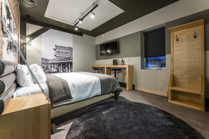La Suite Hotel