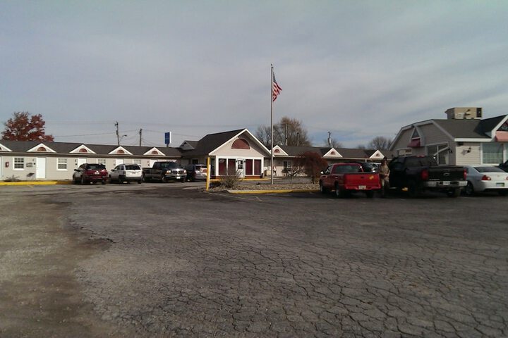 Property Grounds 34 of 37