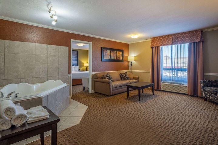 Super 8 by Wyndham Edmonton International Airport