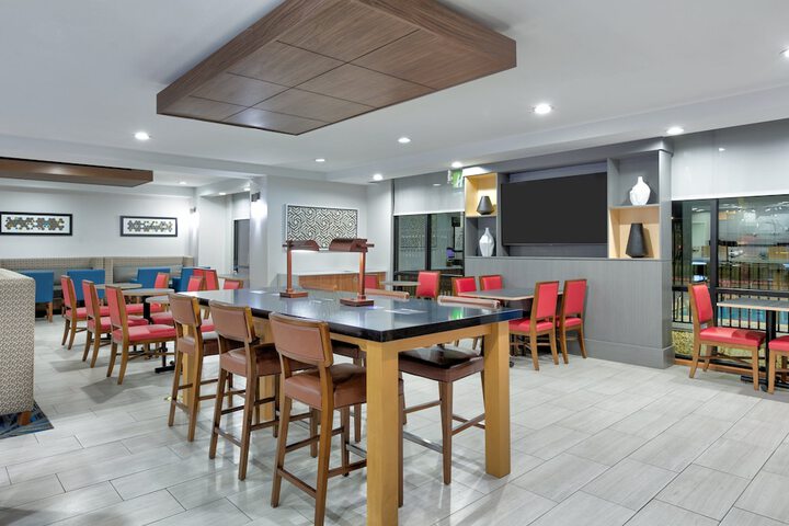 Holiday Inn Express : Hillsboro I-35 by IHG