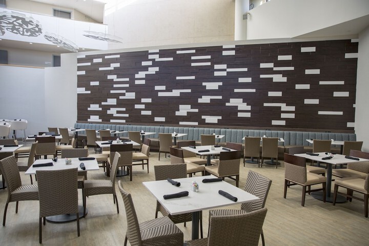 Dining 86 of 108
