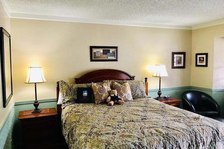 Gunn House Hotel
