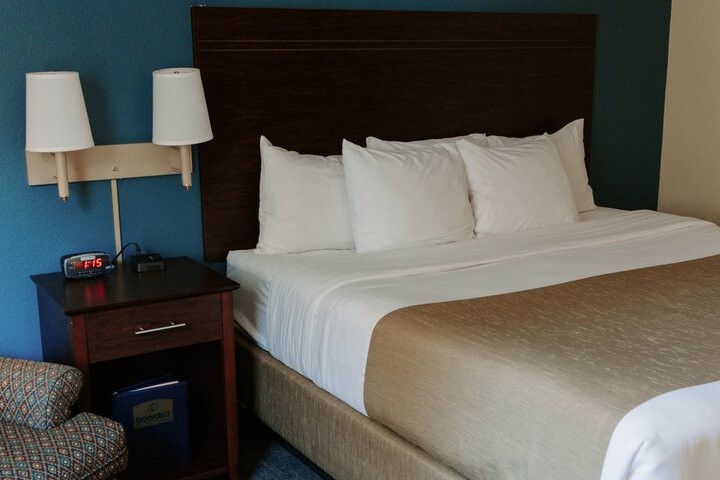 Room 113 of 168