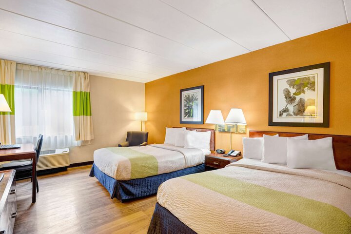 Room 33 of 55