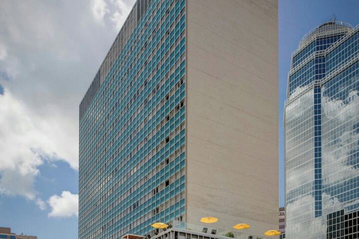 Hotel 4 of 49