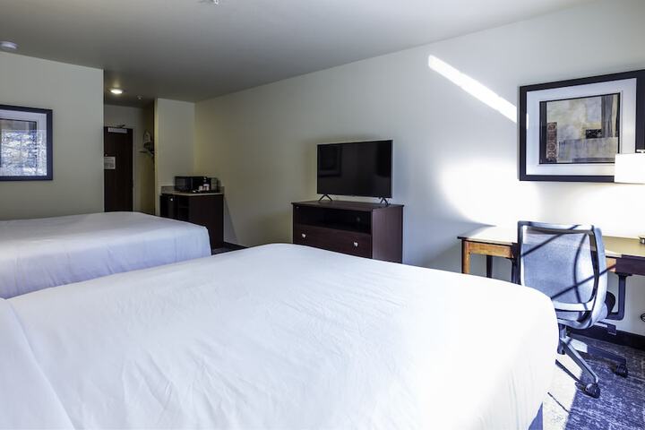 Cobblestone Inn & Suites - Brookville
