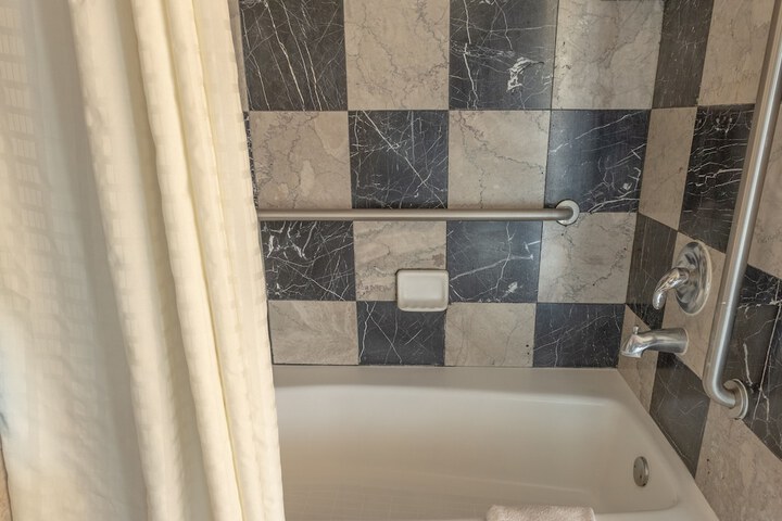 Ocean Inn and Suites