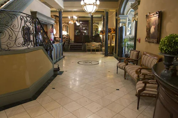 Hotel Interior 7 of 38
