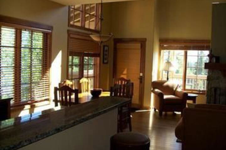 Clearwater Townhome 86 2 Br Cabin by RedAwning