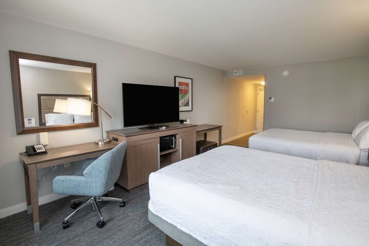 Room 19 of 62