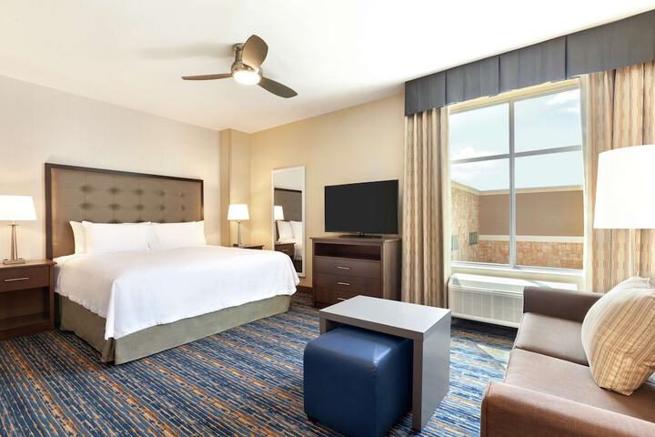 Room 28 of 36