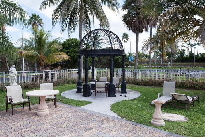 Terrace/Patio 34 of 39