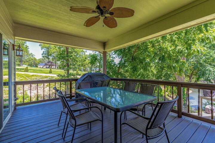 Candlewyck Cove Resort