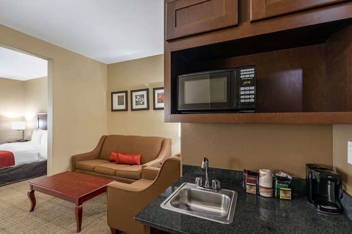 Room 20 of 36