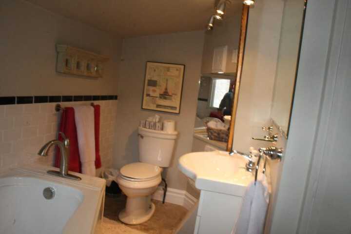 Room 18 of 37