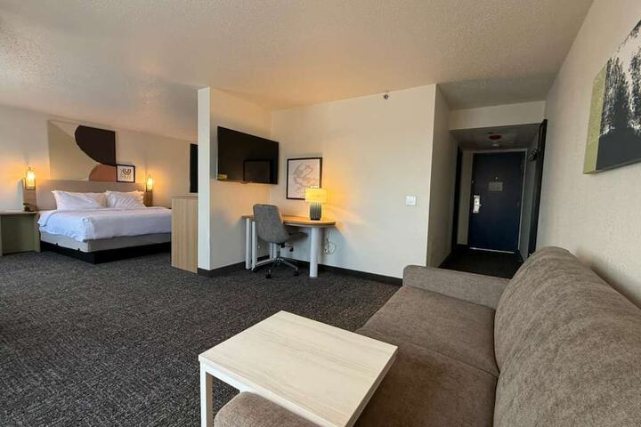 Spark by Hilton Palatine Arlington Heights