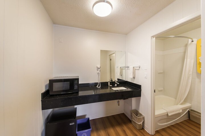 Motel 6 Cranbrook BC