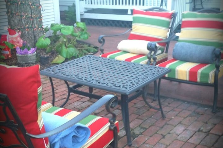 The Carriage House B & B
