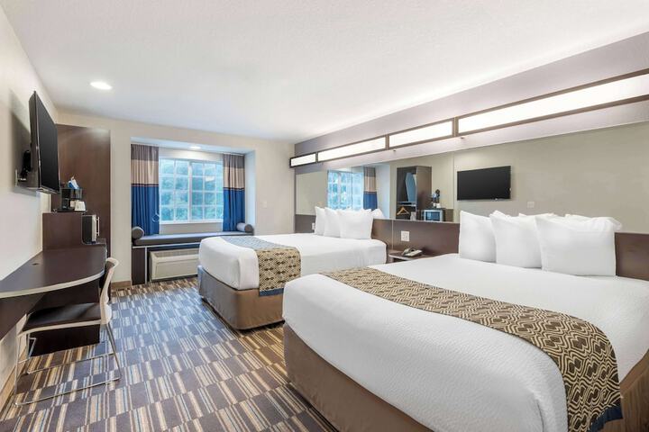 Room 14 of 43