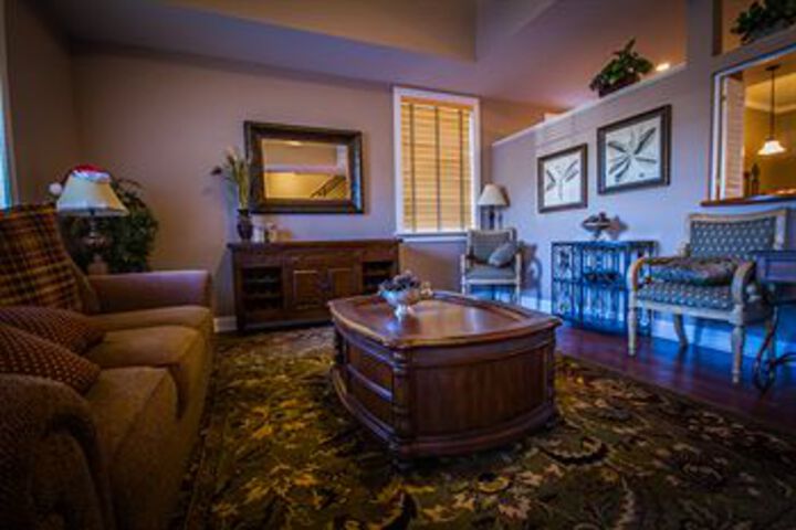 Posh Boutique Hotel