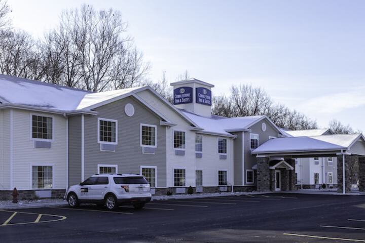 Cobblestone Inn & Suites - Brookville