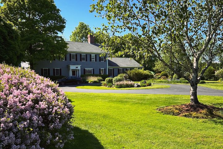 The Ellis Inn