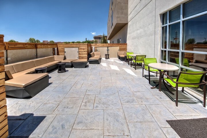 Terrace/Patio 28 of 28