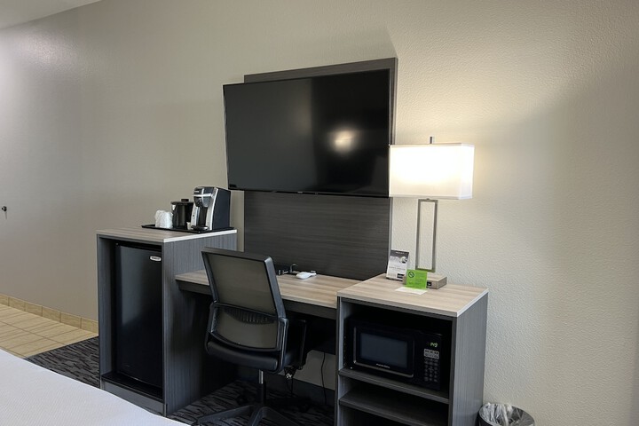 Room 36 of 47