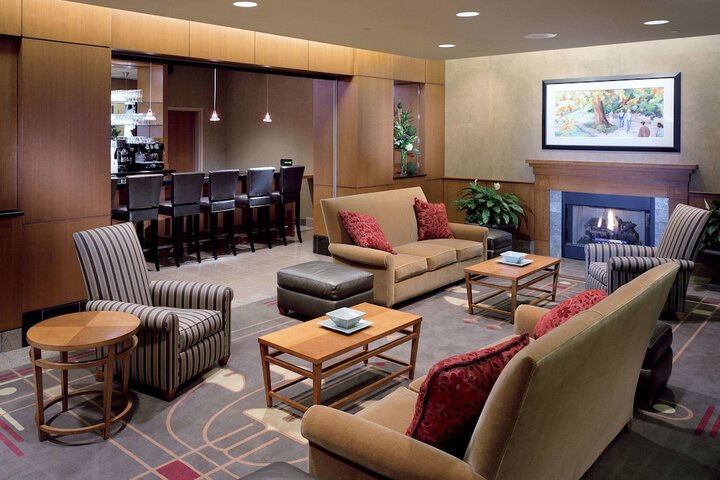 Hotel Interior 6 of 27