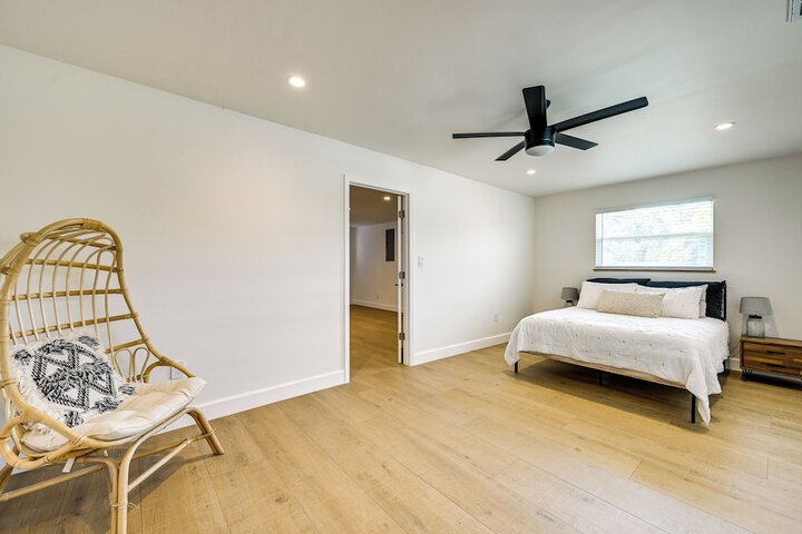 Naples Duplex Home w / Private Pool & Lanai!
