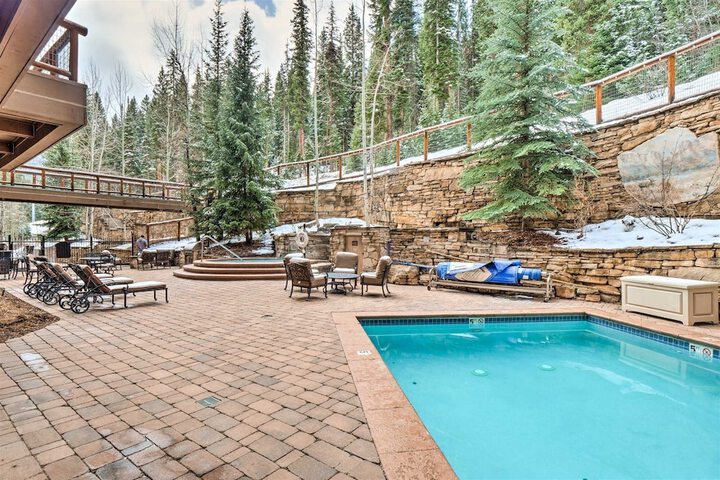 Premier 2 Bedroom Ski in Ski out Vacation Rental at the Timbers With the Best Access to Skiing in Keystone