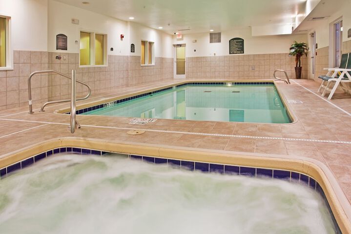 Pool 5 of 30