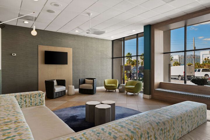 Hotel Interior 7 of 50