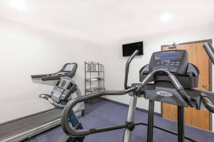 Health and Fitness 30 of 32
