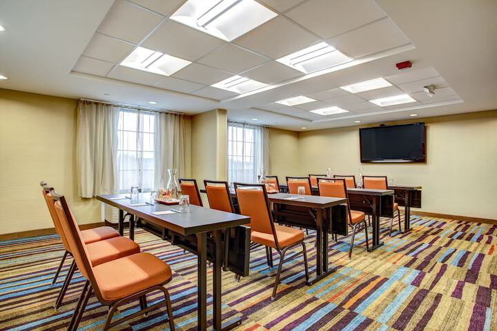 Fairfield Inn & Suites Springfield Holyoke