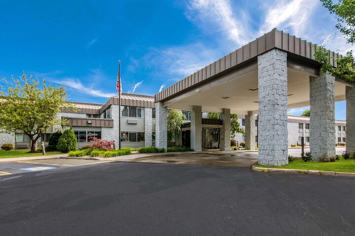 Hotel 2 of 36