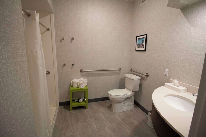 Hampton Inn Kent / Akron Area
