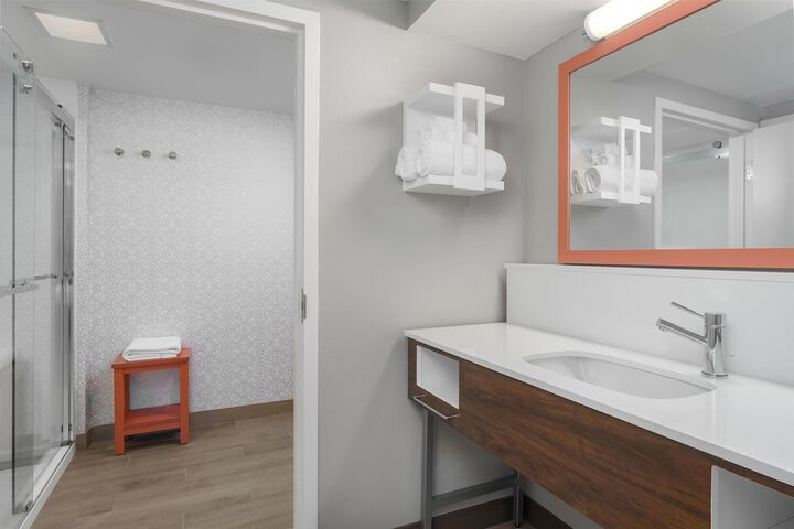 Hampton Inn by Hilton Altoona