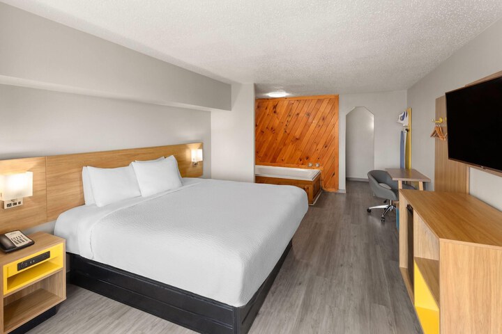 Days Inn by Wyndham Harrisonburg