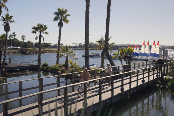 Paradise Point Resort & Spa